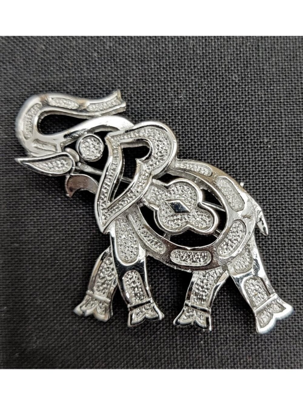 Vintage 1960s Signed CROWN TRIFARI Silver Plated Elephant Brooch L’Orient